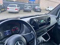 Second-hand Mercedes Sprinter 143 CP (105 kW) 2018 Alb Van