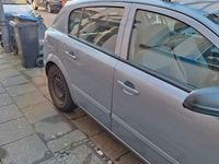 Gebraucht Opel Astra GTC 105 PS (77 kW) 2004 Blau Limousine