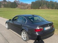 Gebraucht BMW 330 231 PS (169 kW) 2006 Grau Limousine