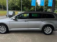 Gebraucht VW Passat Business 150 PS (110 kW) 2021 Silber Kombi