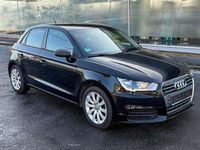Gebraucht Audi A1 Basis 116 PS (85 kW) 2015 Brillantschwarz Kleinwagen