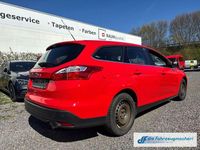 Gebraucht Ford Focus Titanium 140 PS (102 kW) 2013 Rot Limousine