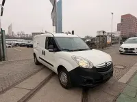 Używany Opel Combo 193 KM (141 kW) 2017 Biały Minivan