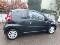 Gebraucht Peugeot 107 Style 68 PS (50 kW) 2013 Schwarz Kleinwagen