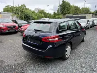 Gebraucht Peugeot 308 Active 131 PS (96 kW) 2019 Farbe encreblau Kombi