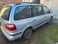 Gebraucht Ford Galaxy 140 PS (102 kW) 2004 Silber Van / Kleinbus