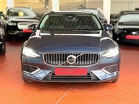 Gebraucht Volvo V60 341 PS (250 kW) 2022 Blau Kombi