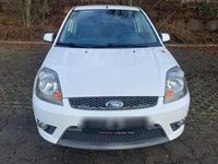 Gebraucht Ford Fiesta Ambiente 69 PS (50 kW) 2008 Weiß Limousine