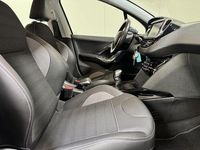 Gebraucht Peugeot 2008 110 PS (80 kW) 2016 Grau SUV