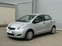 Gebraucht Toyota Yaris Cool 69 PS (50 kW) 2011 Silber Kleinwagen