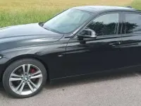 Gebraucht BMW 320 Sport Line 184 PS (135 kW) 2013 Schwarz Limousine