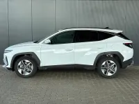 Neu Hyundai Tucson Comfort 160 PS (117 kW) 2025 Atlas white SUV