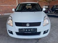 Gebraucht Suzuki Swift Club 90 PS (66 kW) 2010 Weiß Kleinwagen