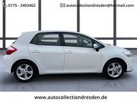 Gebraucht Toyota Auris Edition 99 PS (72 kW) 2012 Pure) white ii (weiss Limousine