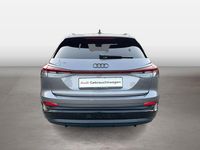 Gebraucht Audi Q4 e-tron Basis 150 kW (204 PS) 2022 Taifungrau metallic SUV