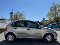 Gebraucht Citroën C3 88 PS (64 kW) 2005 Silber Kleinwagen
