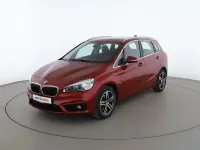 Gebraucht BMW 220 Active Tourer Sport Line 192 PS (141 kW) 2017 Rot Van / Kleinbus