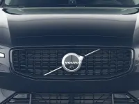 Gebraucht Volvo V60 Plus 197 PS (144 kW) 2025 Schwarz Kombi