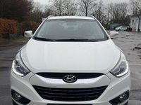 Gebraucht Hyundai Tucson 136 PS (100 kW) 2015 Weiß SUV