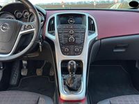 Gebraucht Opel Astra GTC Innovation 165 PS (121 kW) 2012 Weiß Limousine