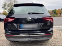 Gebraucht VW Tiguan Highline 179 PS (131 kW) 2017 Schwarz SUV