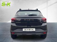 Neu Dacia Sandero Extreme 101 PS (74 kW) 2025 Perlmuttschwarz metallic Kleinwagen