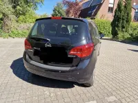 Używany Opel Meriva 120 KM (88 kW) 2012 Czarny Minivan