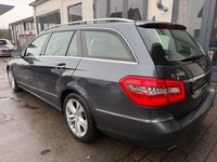 Gebraucht Mercedes E350 265 PS (194 kW) 2011 Grau Kombi