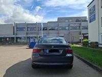 Gebraucht BMW 318 129 PS (94 kW) 2006 Grau Limousine