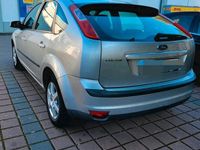 Gebraucht Ford Focus 101 PS (74 kW) 2006 Silber Kleinwagen