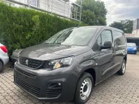 Gebraucht Peugeot Partner Premium 102 PS (75 kW) 2020 Grau Van / Kleinbus