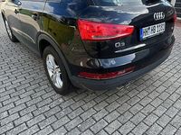 Gebraucht Audi Q3 120 PS (88 kW) 2016 Schwarz SUV