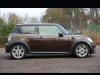 Gebraucht Mini Cooper 122 PS (89 kW) 2011 Braun Kleinwagen