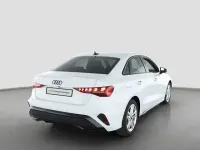 Gebraucht Audi A3 S-Line 116 PS (85 kW) 2025 Gletscherweiß metallic Limousine
