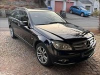 Gebraucht Mercedes C220 170 PS (125 kW) 2010 Schwarz Kombi