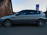 Gebraucht Alfa Romeo 147 120 PS (88 kW) 2008 Silber Kleinwagen