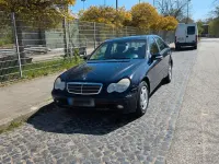 Gebraucht Mercedes C180 129 PS (94 kW) 2001 Blau Limousine