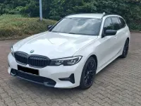 Gebraucht BMW 330 Sport Line 258 PS (189 kW) 2019 Weiß Kombi