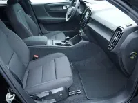 Nowe Volvo EX40 Plus 185 kW (252 KM) 2026 Czarny SUV