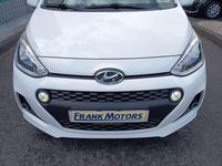 Gebraucht Hyundai i10 Style 87 PS (63 kW) 2016 Weiß Kleinwagen