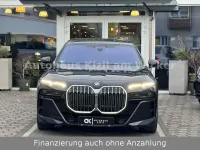 Gebraucht BMW 740 M Sport 286 PS (210 kW) 2025 Schwarz Limousine