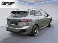 Gebraucht BMW 220 Active Tourer M Sport 170 PS (125 kW) 2025 Grau Van / Kleinbus