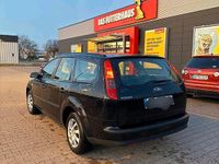 Gebraucht Ford Focus 101 PS (74 kW) 2005 Schwarz Kombi