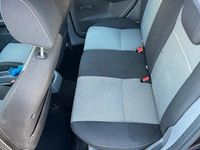 Usata Ford Focus 109 CV (80 kW) 2011 Nero Station wagon