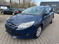 Gebraucht Ford Focus Trend 101 PS (74 kW) 2014 Blau Kombi