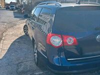 Gebraucht VW Passat 170 PS (125 kW) 2010 Blau Kombi