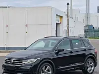 Gebraucht VW Tiguan R-line 150 PS (110 kW) 2022 Schwarz SUV