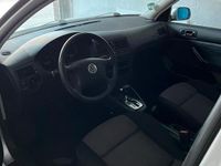 Gebraucht VW Golf IV 110 PS (80 kW) 2002 Silber Kleinwagen
