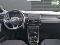 Neu Dacia Duster Essentiel 101 PS (74 kW) 2025 Arktisweiß SUV