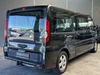 Second-hand Renault Trafic Privilege 145 CP (106 kW) 2010 Negru Monovolum